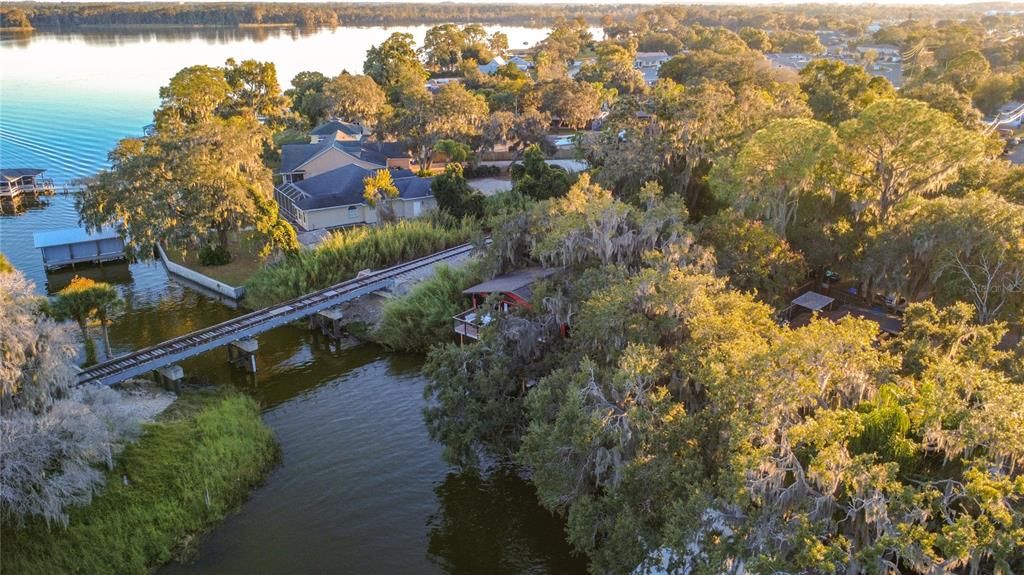 For Sale: $440,000 (2 beds, 2 baths, 768 Square Feet)