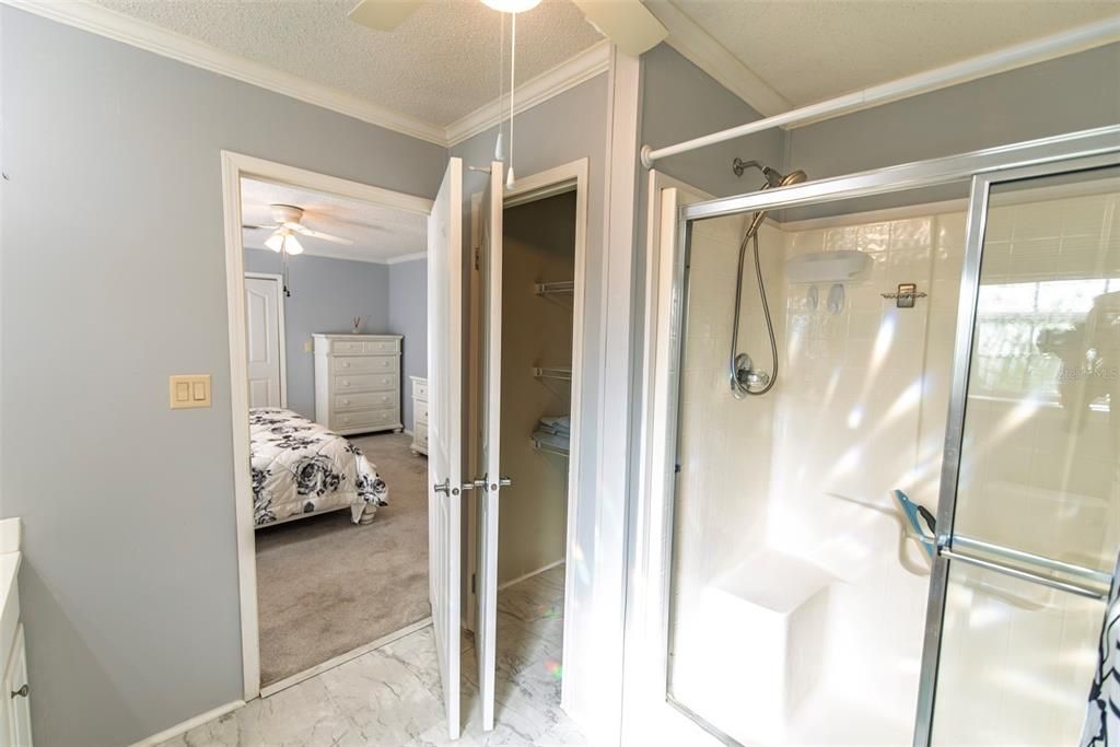 For Sale: $269,000 (2 beds, 2 baths, 1296 Square Feet)