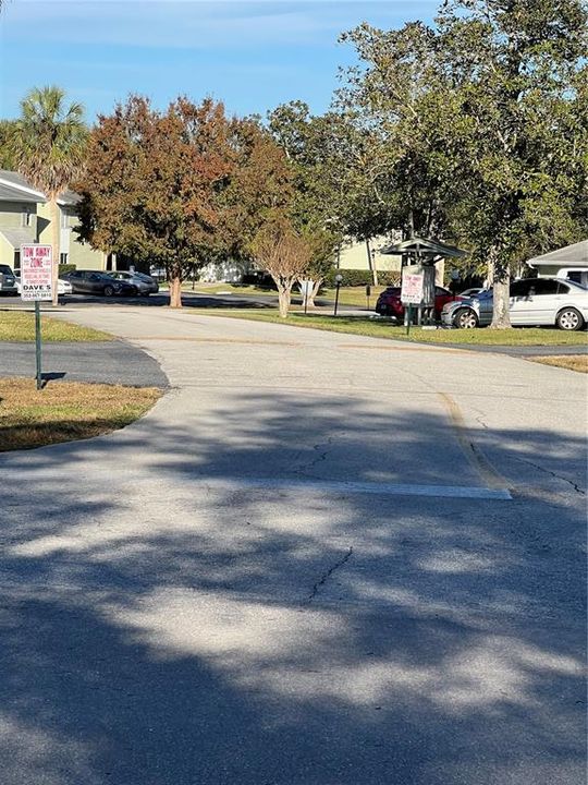 待售: $110,000 (1 贝兹, 1 浴室, 764 平方英尺)