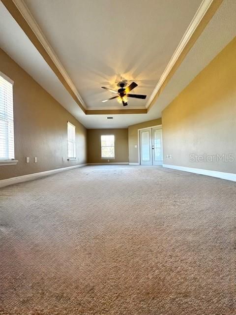 En Venta: $560,000 (4 camas, 2 baños, 2616 Pies cuadrados)