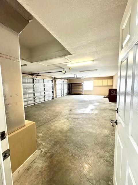 En Venta: $560,000 (4 camas, 2 baños, 2616 Pies cuadrados)