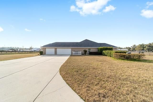 For Sale: $535,000 (4 beds, 2 baths, 2616 Square Feet)