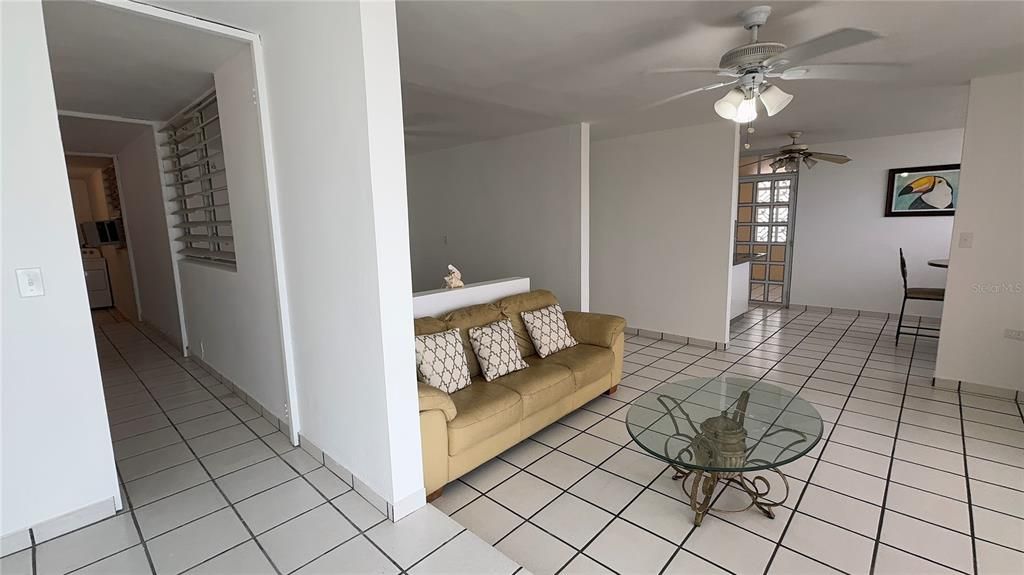 Active With Contract: $325,000 (4 beds, 2 baths, 2000 Square Feet)