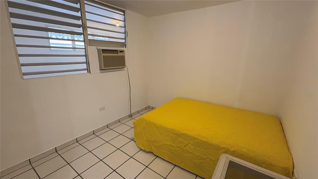 Active With Contract: $325,000 (4 beds, 2 baths, 2000 Square Feet)