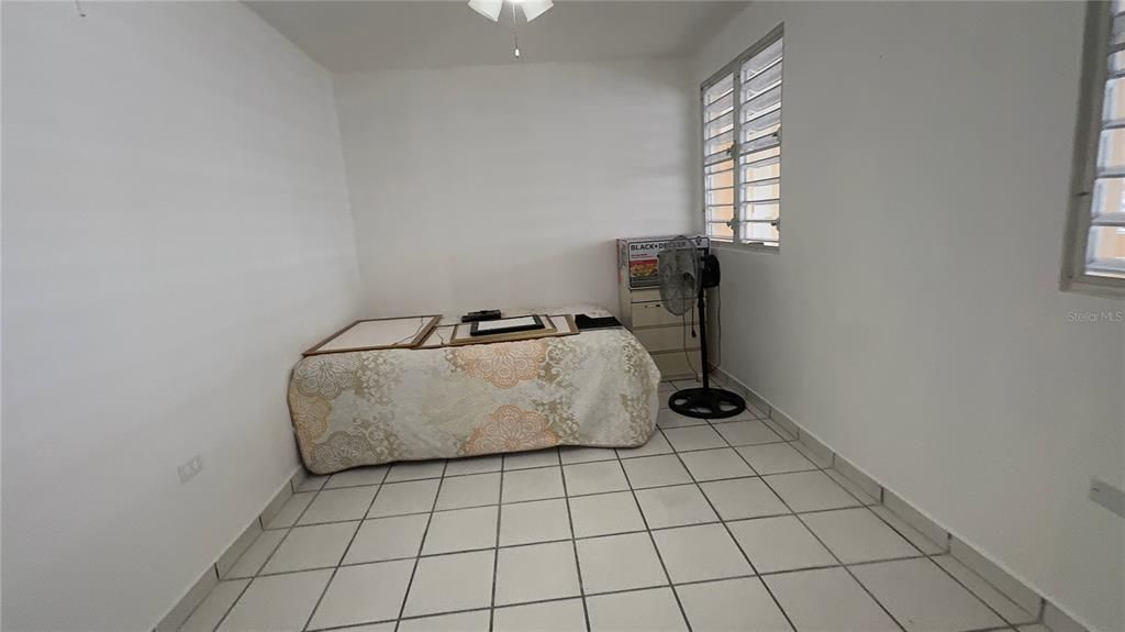 Active With Contract: $325,000 (4 beds, 2 baths, 2000 Square Feet)