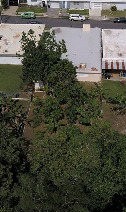 Active With Contract: $325,000 (4 beds, 2 baths, 2000 Square Feet)