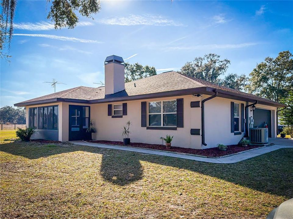 For Sale: $845,000 (2 beds, 2 baths, 1753 Square Feet)