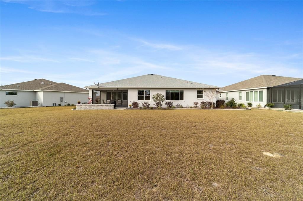 For Sale: $459,900 (2 beds, 2 baths, 2097 Square Feet)