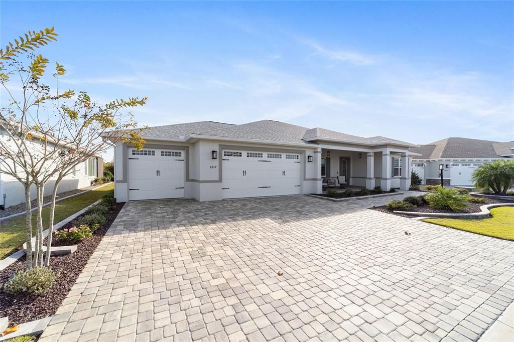 For Sale: $459,900 (2 beds, 2 baths, 2097 Square Feet)