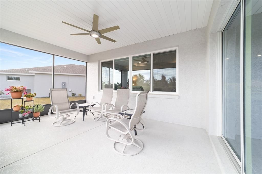 For Sale: $459,900 (2 beds, 2 baths, 2097 Square Feet)