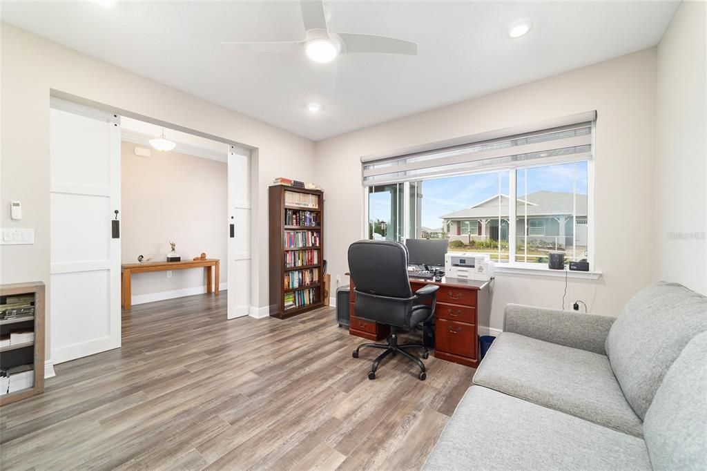 For Sale: $459,900 (2 beds, 2 baths, 2097 Square Feet)