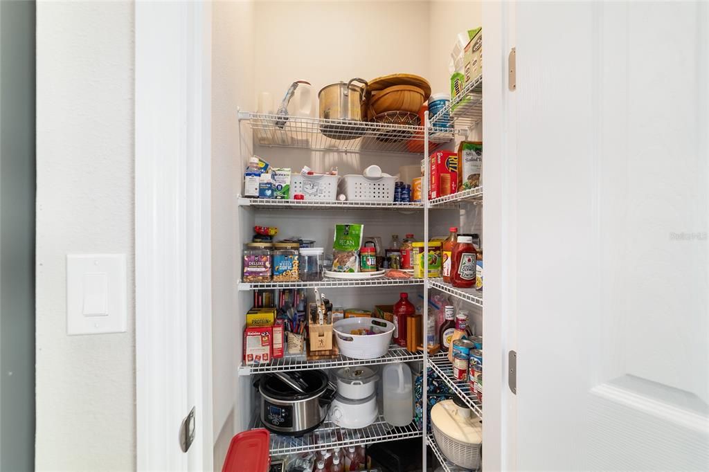 For Sale: $459,900 (2 beds, 2 baths, 2097 Square Feet)