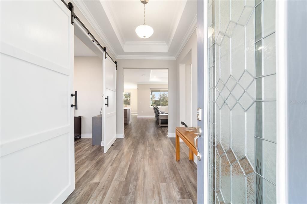 For Sale: $459,900 (2 beds, 2 baths, 2097 Square Feet)