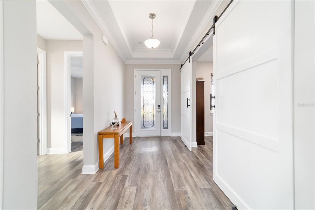 For Sale: $459,900 (2 beds, 2 baths, 2097 Square Feet)