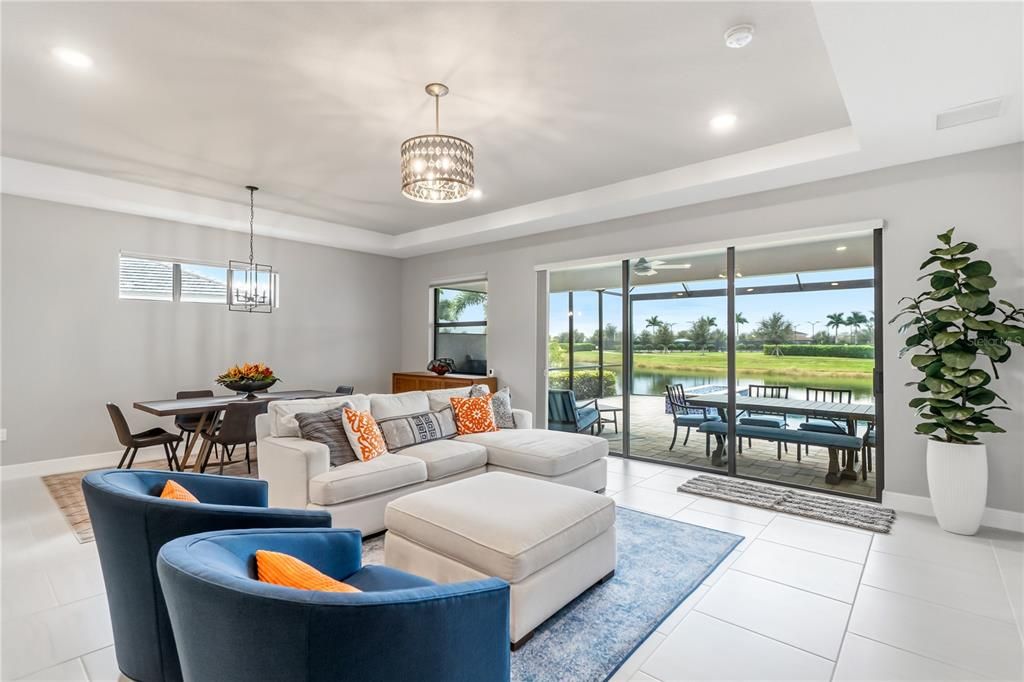 For Sale: $889,000 (3 beds, 3 baths, 2318 Square Feet)