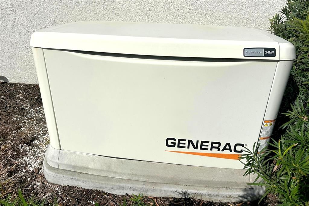 For Sale: $889,000 (3 beds, 3 baths, 2318 Square Feet)