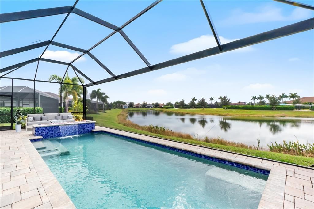 For Sale: $889,000 (3 beds, 3 baths, 2318 Square Feet)