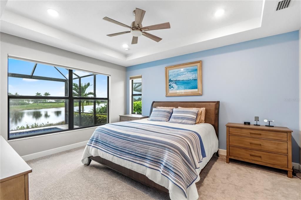 For Sale: $889,000 (3 beds, 3 baths, 2318 Square Feet)