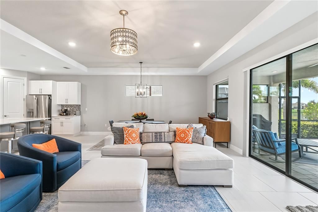 For Sale: $889,000 (3 beds, 3 baths, 2318 Square Feet)