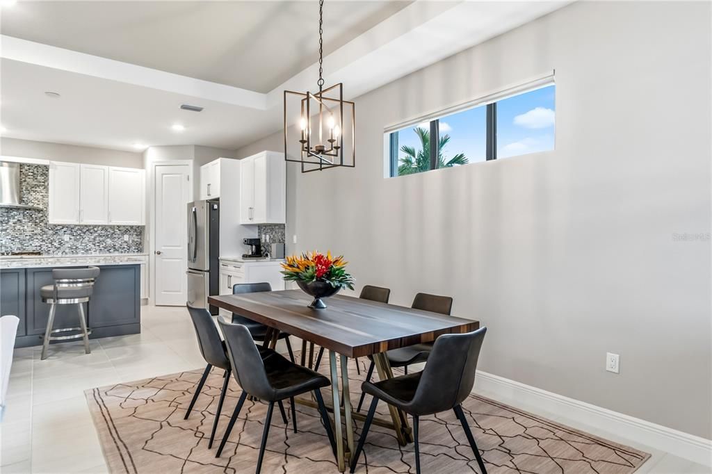 For Sale: $889,000 (3 beds, 3 baths, 2318 Square Feet)