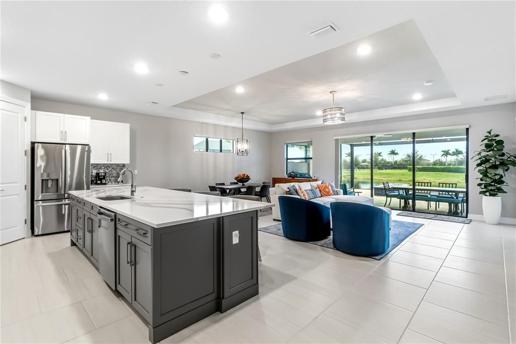 For Sale: $889,000 (3 beds, 3 baths, 2318 Square Feet)