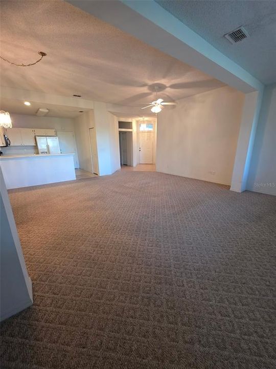 For Sale: $197,000 (2 beds, 2 baths, 1235 Square Feet)