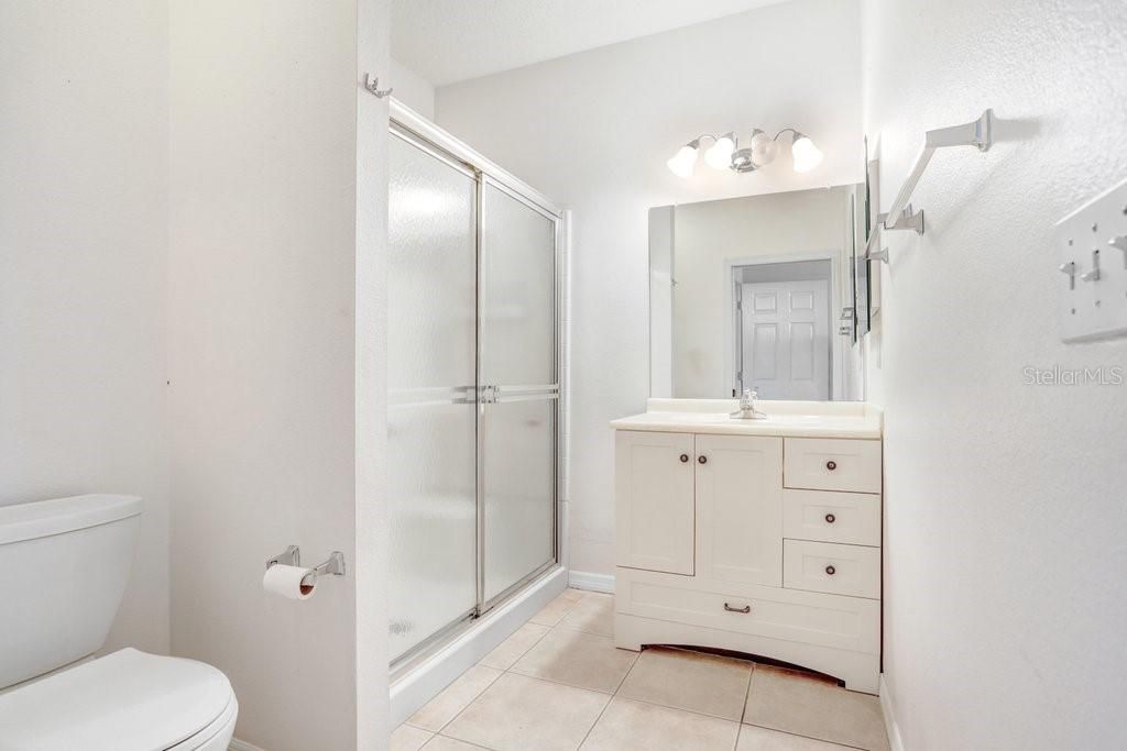 For Sale: $197,000 (2 beds, 2 baths, 1235 Square Feet)