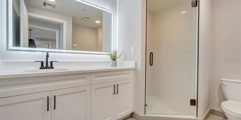 For Rent: $4,800 (3 beds, 3 baths, 2056 Square Feet)