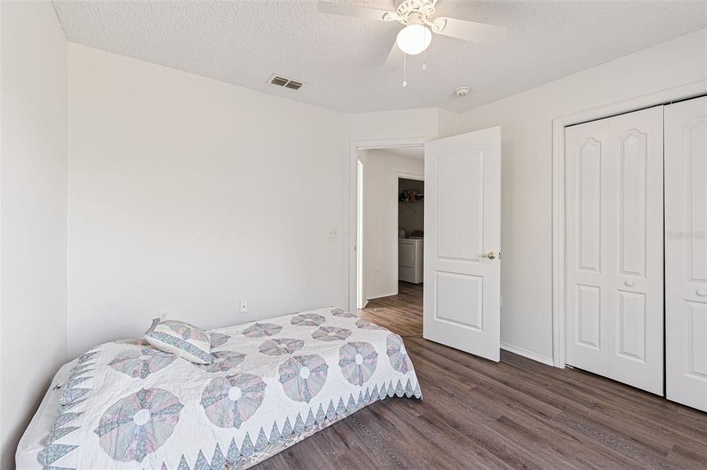 На продажу: $283,000 (3 спален, 2 ванн, 1659 Квадратных фут)