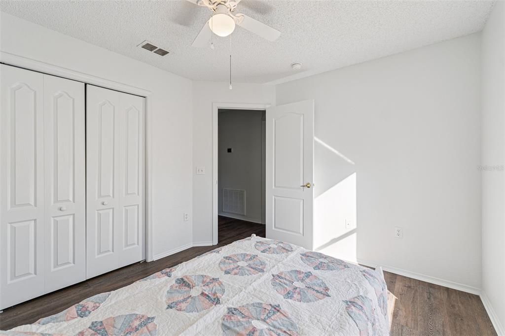 На продажу: $283,000 (3 спален, 2 ванн, 1659 Квадратных фут)