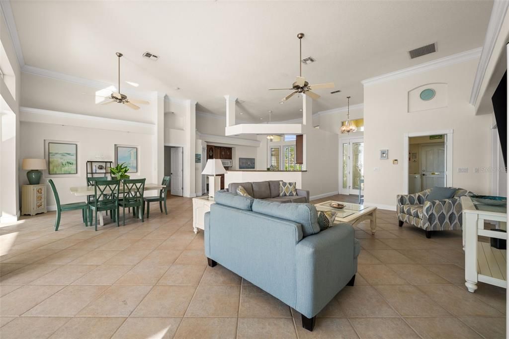 En Venta: $1,750,000 (3 camas, 2 baños, 2276 Pies cuadrados)