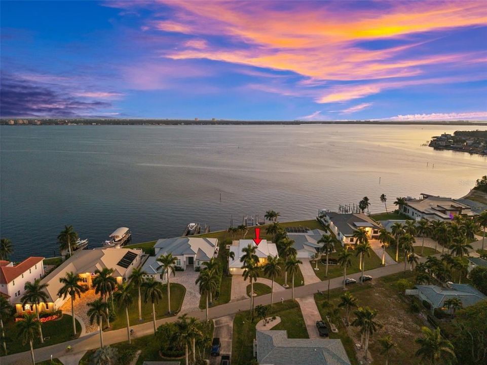 En Venta: $1,750,000 (3 camas, 2 baños, 2276 Pies cuadrados)