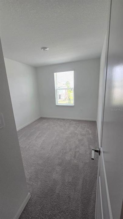 For Rent: $2,100 (3 beds, 2 baths, 1854 Square Feet)