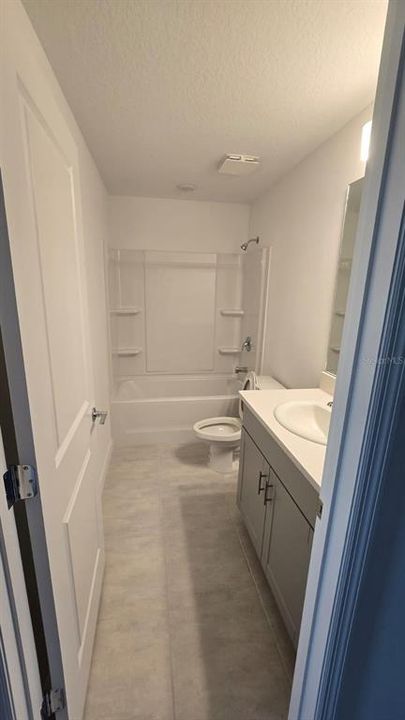 For Rent: $2,100 (3 beds, 2 baths, 1854 Square Feet)