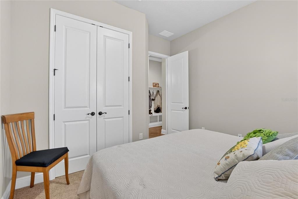 For Sale: $399,900 (2 beds, 2 baths, 1592 Square Feet)