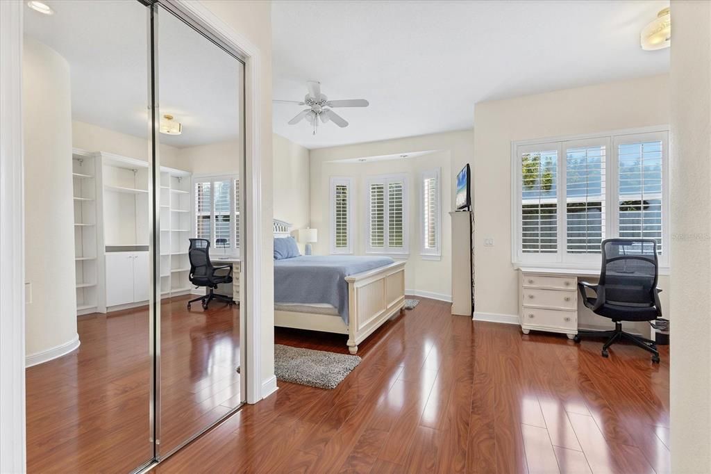 For Rent: $5,900 (3 beds, 3 baths, 2039 Square Feet)