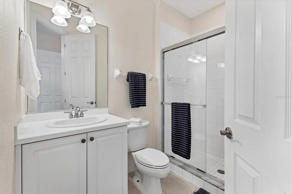 For Rent: $5,900 (3 beds, 3 baths, 2039 Square Feet)