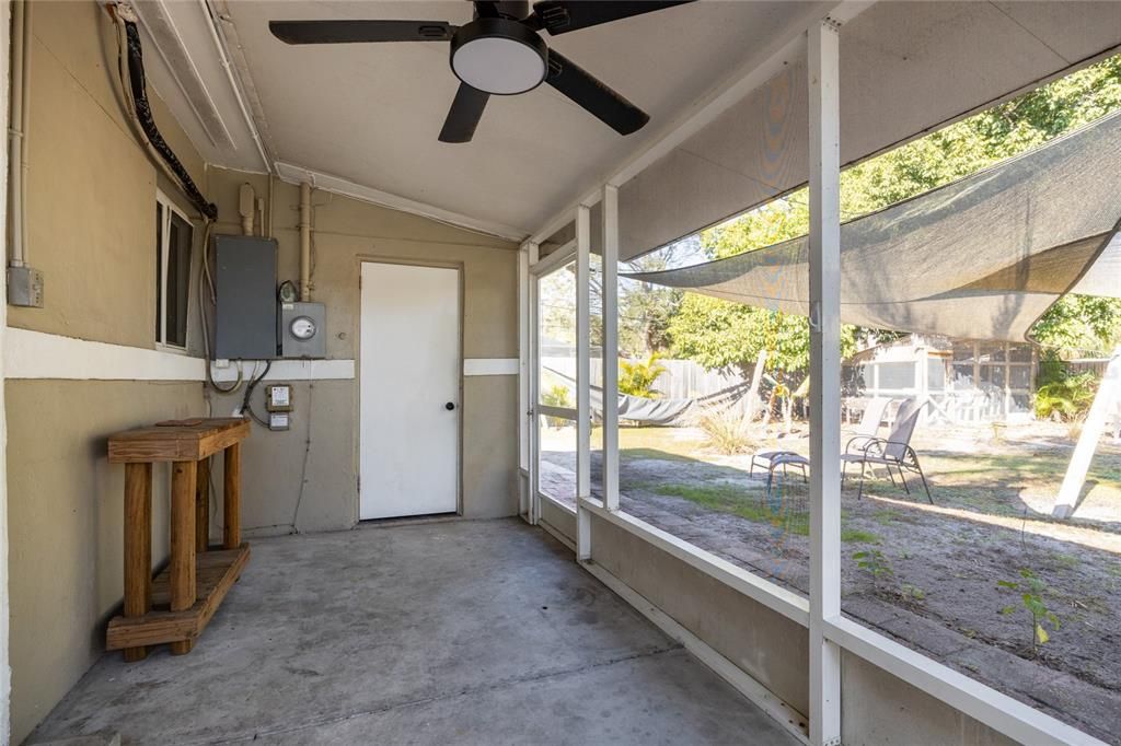 出租: $2,500 (2 贝兹, 1 浴室, 822 平方英尺)