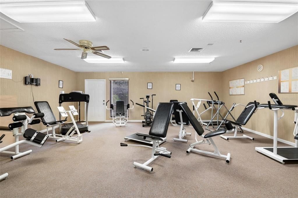 На продажу: $150,000 (2 спален, 2 ванн, 1110 Квадратных фут)