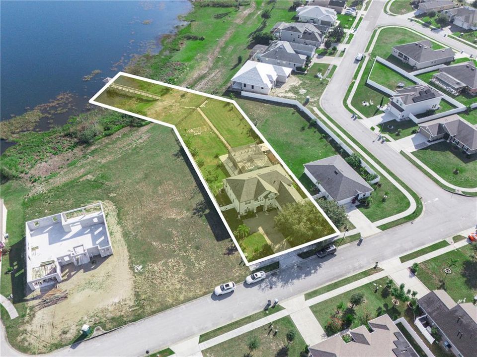 En Venta: $825,000 (5 camas, 4 baños, 3516 Pies cuadrados)