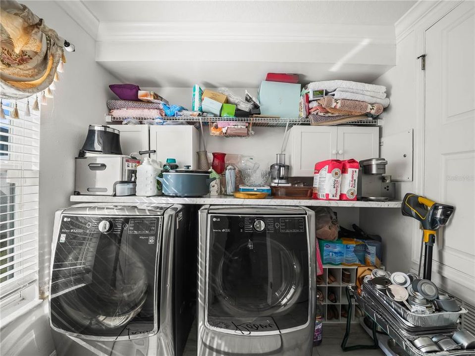 En Venta: $825,000 (5 camas, 4 baños, 3516 Pies cuadrados)