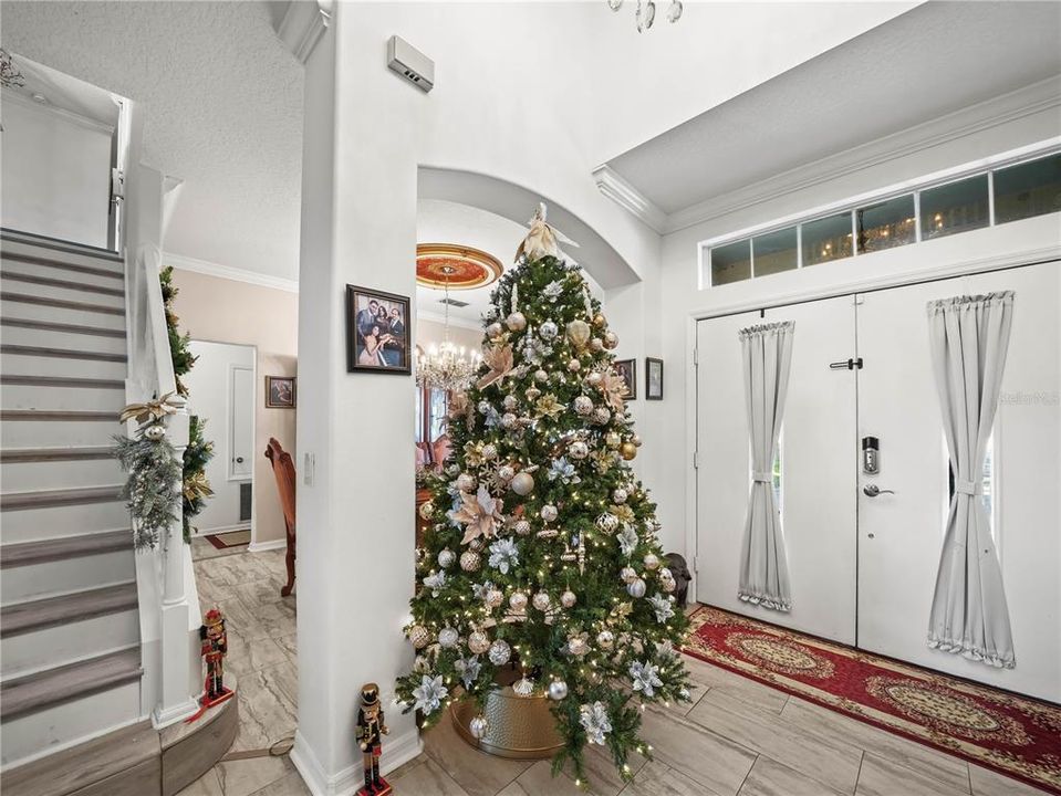 En Venta: $825,000 (5 camas, 4 baños, 3516 Pies cuadrados)