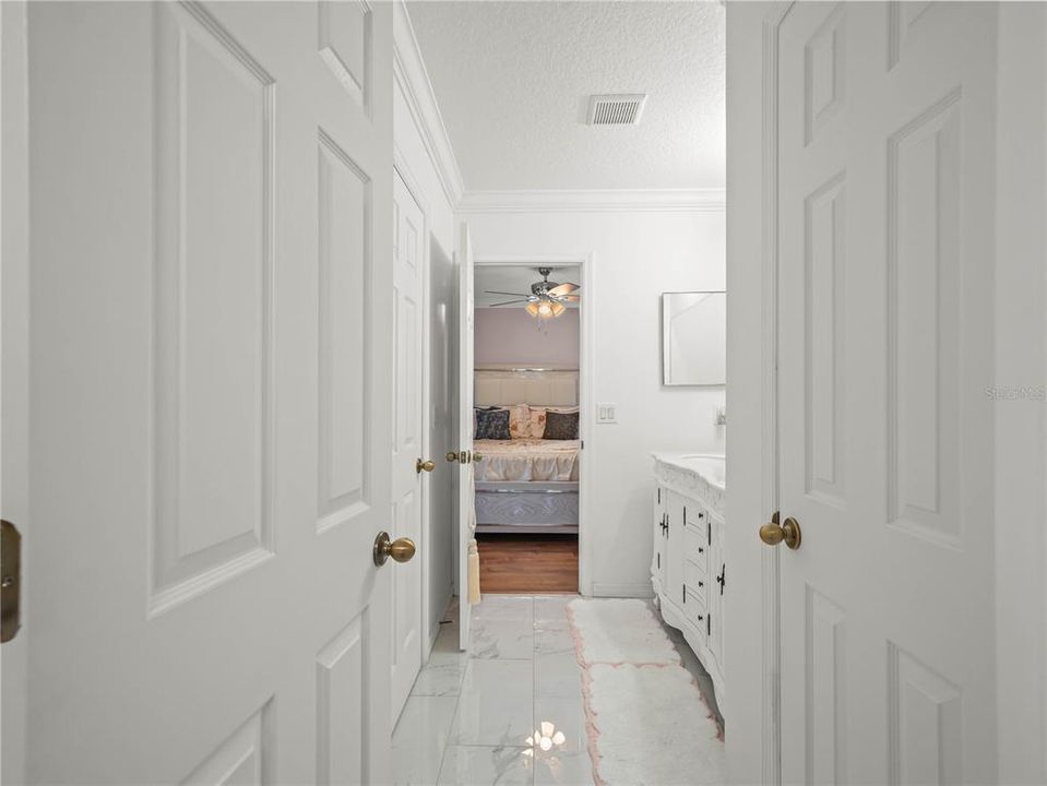 En Venta: $825,000 (5 camas, 4 baños, 3516 Pies cuadrados)