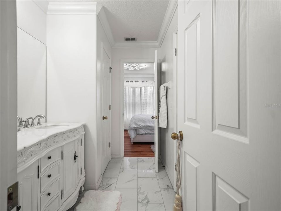 En Venta: $825,000 (5 camas, 4 baños, 3516 Pies cuadrados)