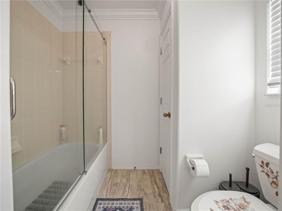 En Venta: $825,000 (5 camas, 4 baños, 3516 Pies cuadrados)