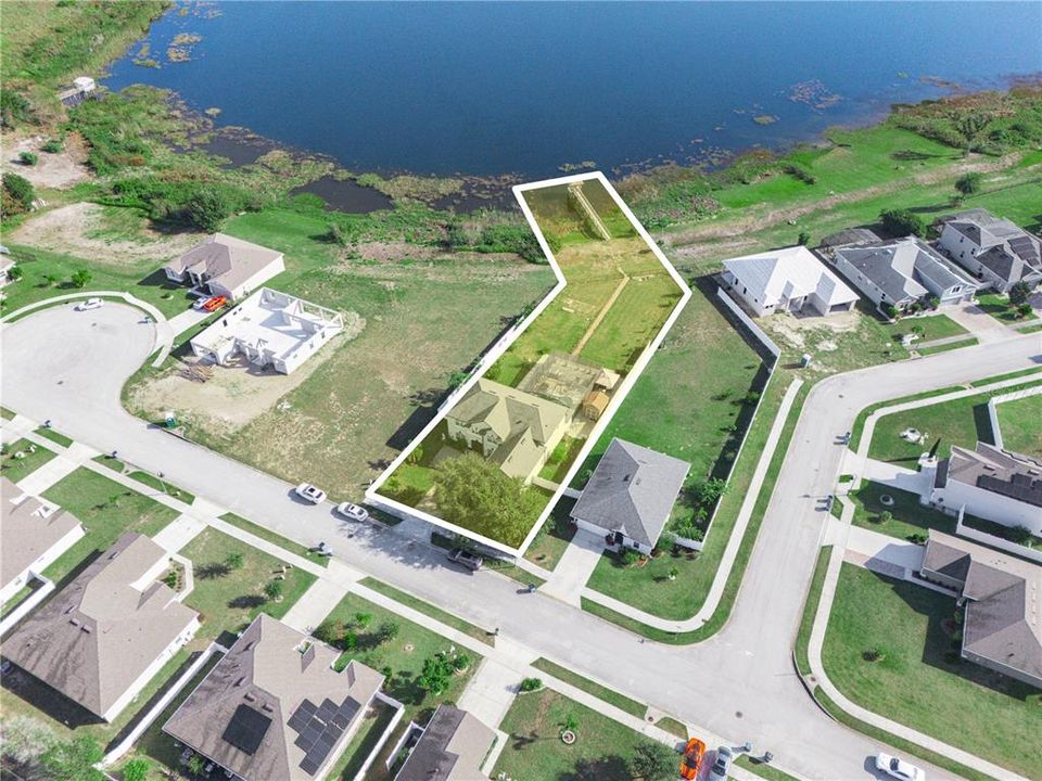 En Venta: $825,000 (5 camas, 4 baños, 3516 Pies cuadrados)