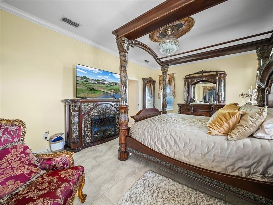 En Venta: $825,000 (5 camas, 4 baños, 3516 Pies cuadrados)