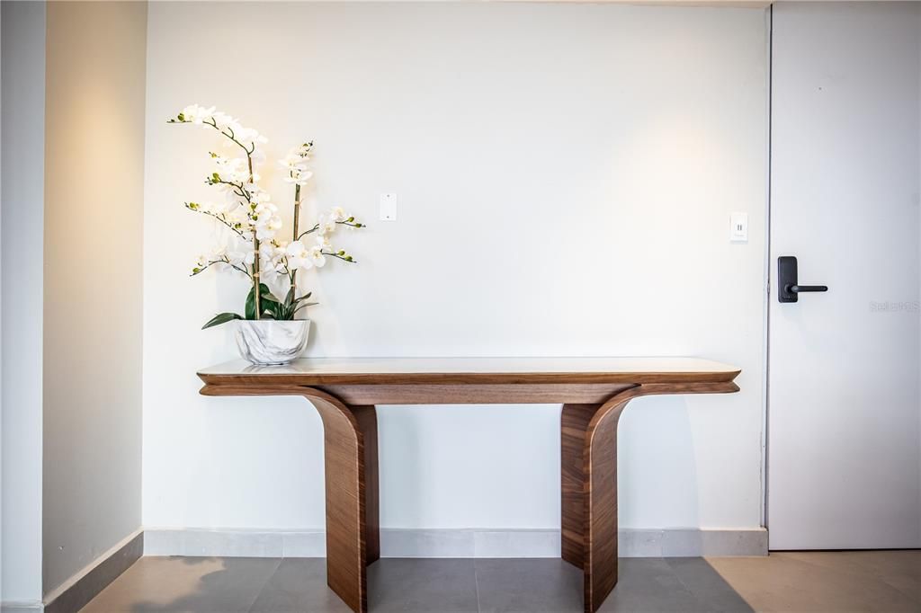 For Rent: $4,500 (2 beds, 2 baths, 1900 Square Feet)