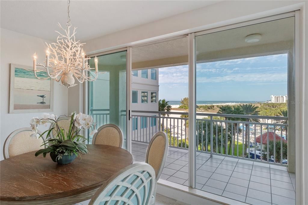 En Venta: $1,400,000 (3 camas, 2 baños, 1598 Pies cuadrados)