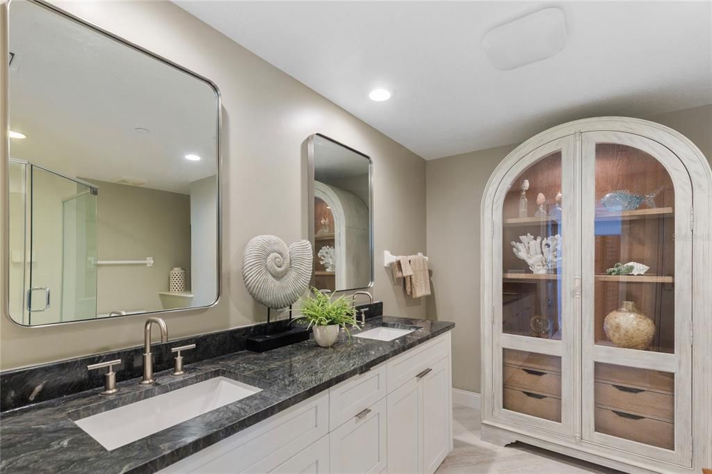 En Venta: $1,400,000 (3 camas, 2 baños, 1598 Pies cuadrados)